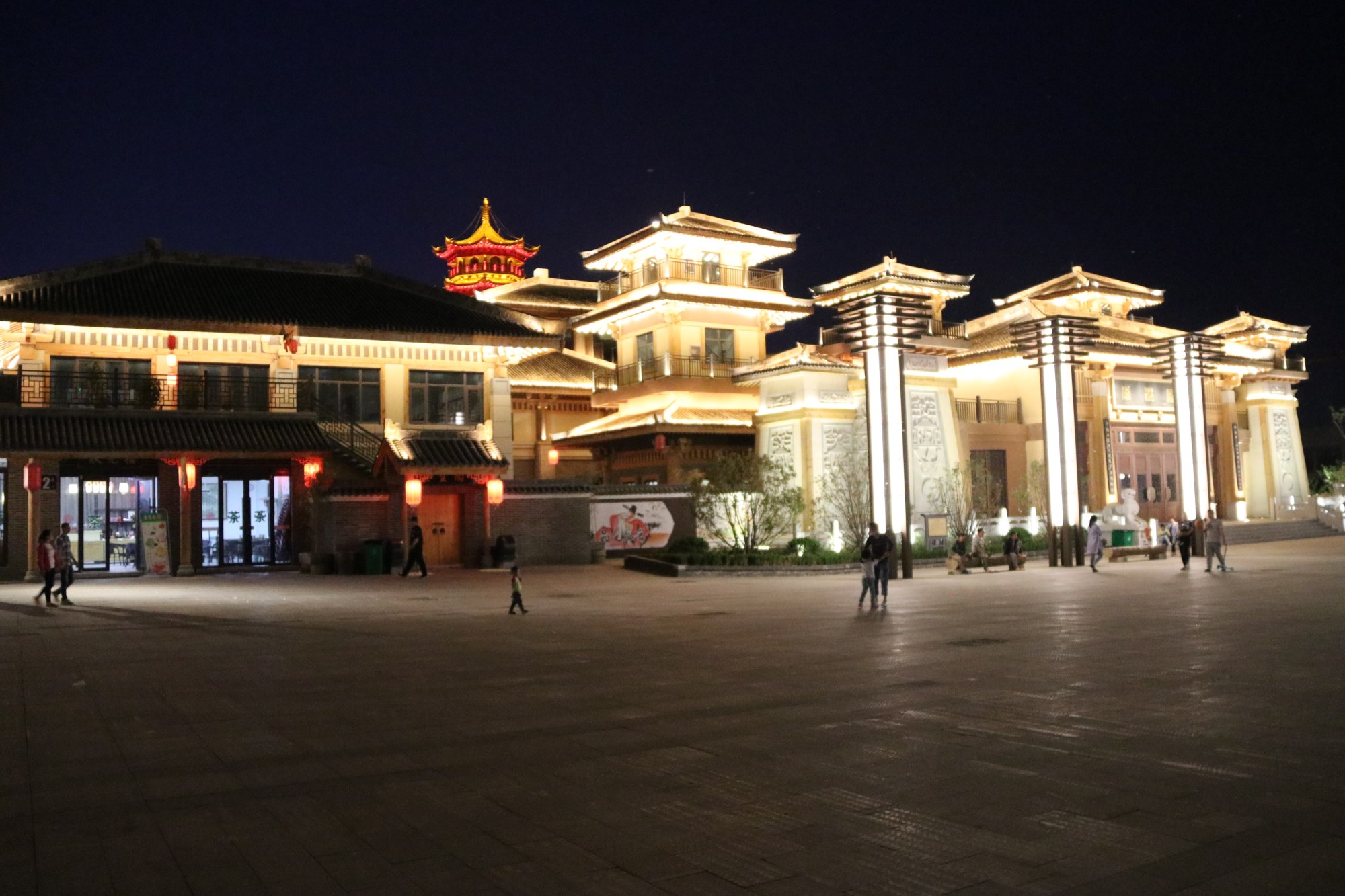 安裝LED洗墻燈應(yīng)注意的那些事項(xiàng)？